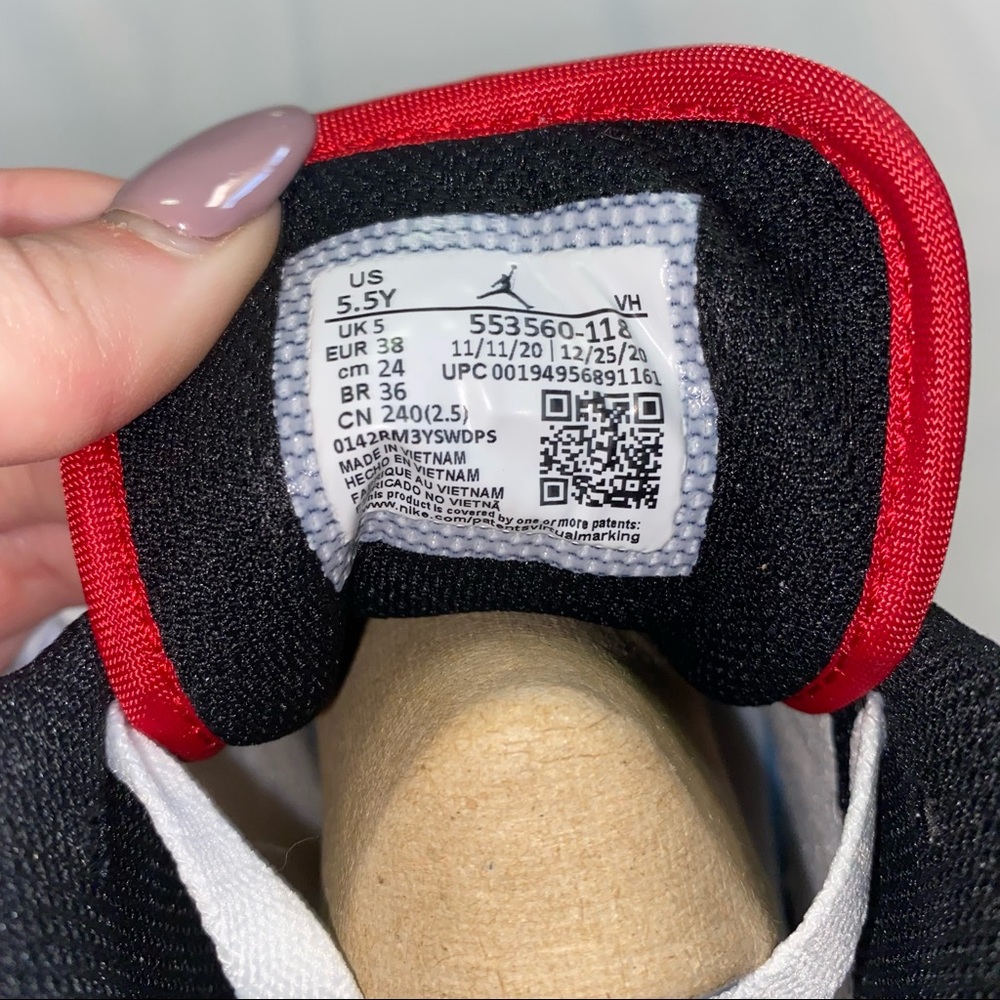 Nike Air Jordan 1 GS White Gym Red 5.5Y 7W NEW - Picture 4 of 5